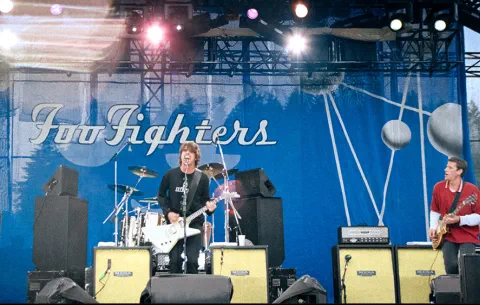 Photo to represent shows from 1998